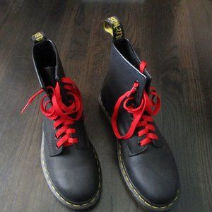 Doc Martens Boots 1460 Air Wair Size 7 Black/Red Laces "New"